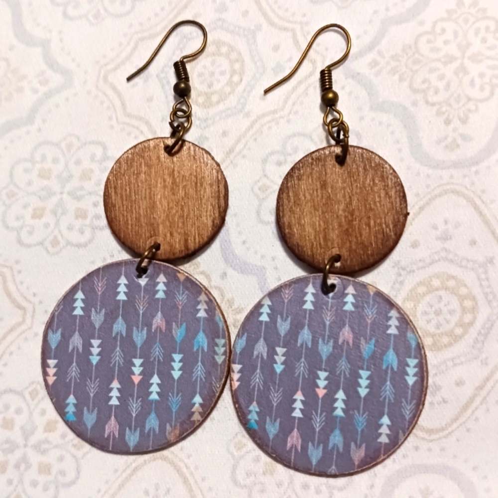 Lightweight Wooden Double Disc Earrings with Arrow Design